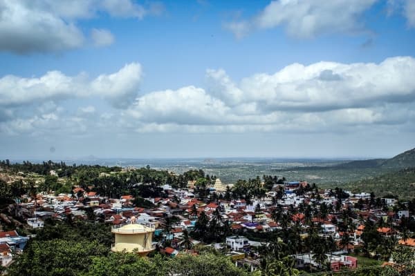 Best 5 Localities for Buying a 1/2/3 BHK Apartment in Bangalore
